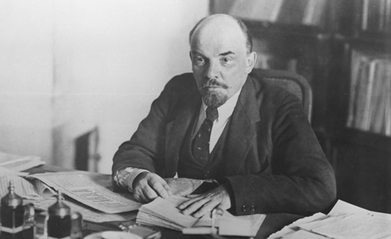 Netflix'in yeni mini dizisi,  Lenin'i Çarlık Rusyası'nda 'öldürdü'