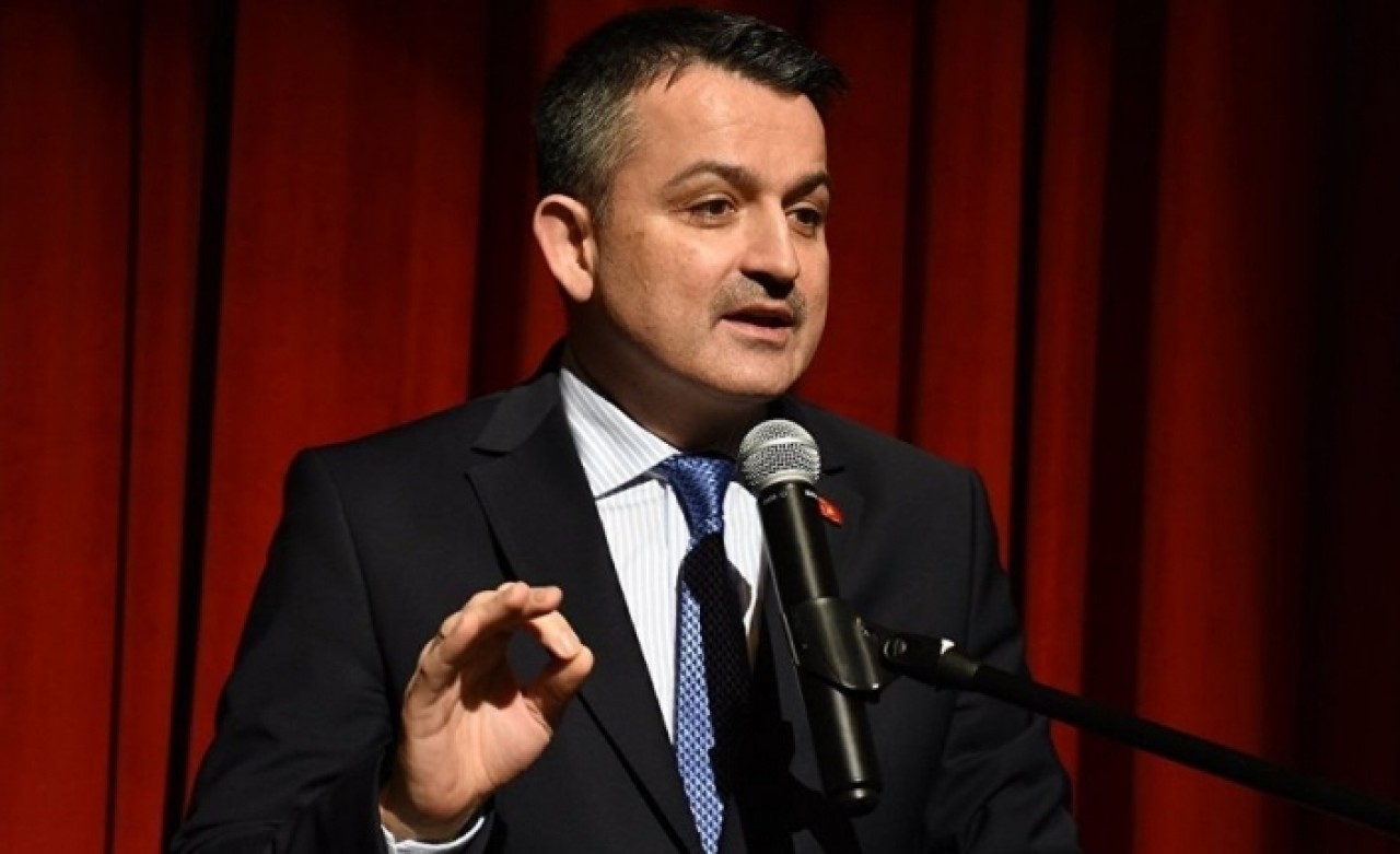 Pakdemirli: Türkiye'nin daha hızlı koşması gerekiyor,  zamanında bazı trenleri kaçırmışız