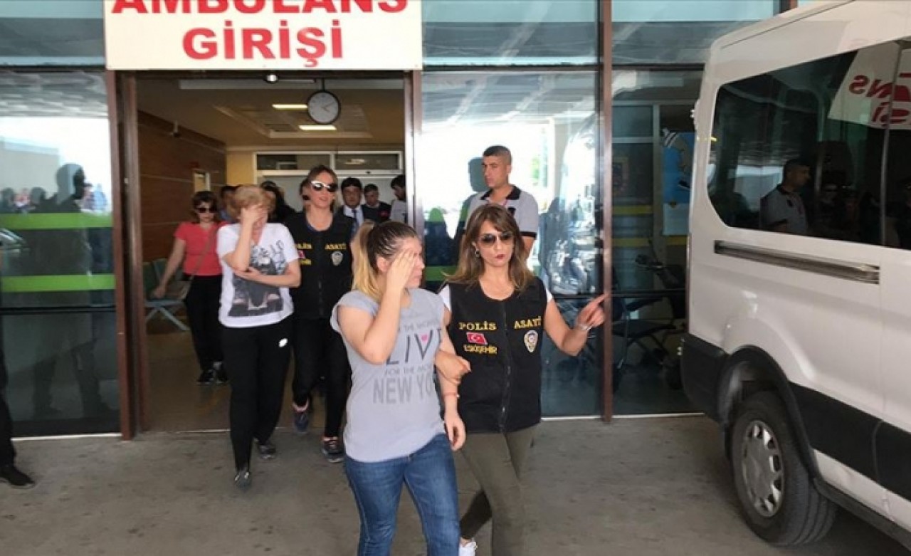 Sarar çiftinin evindeki soygunun şüphelileri Bulgaristan'dan iade edildi