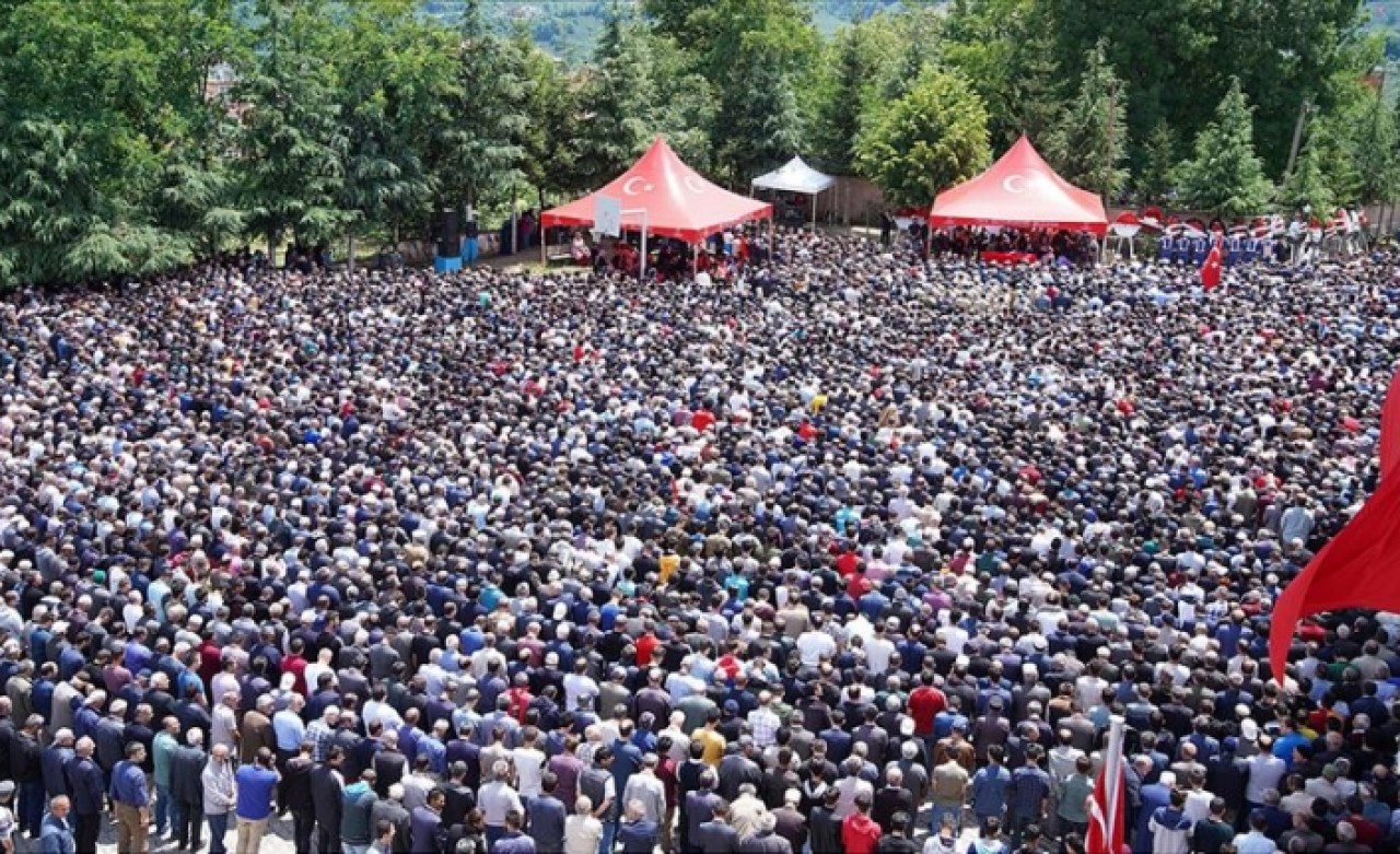 Şehitlerimizi uğurladık