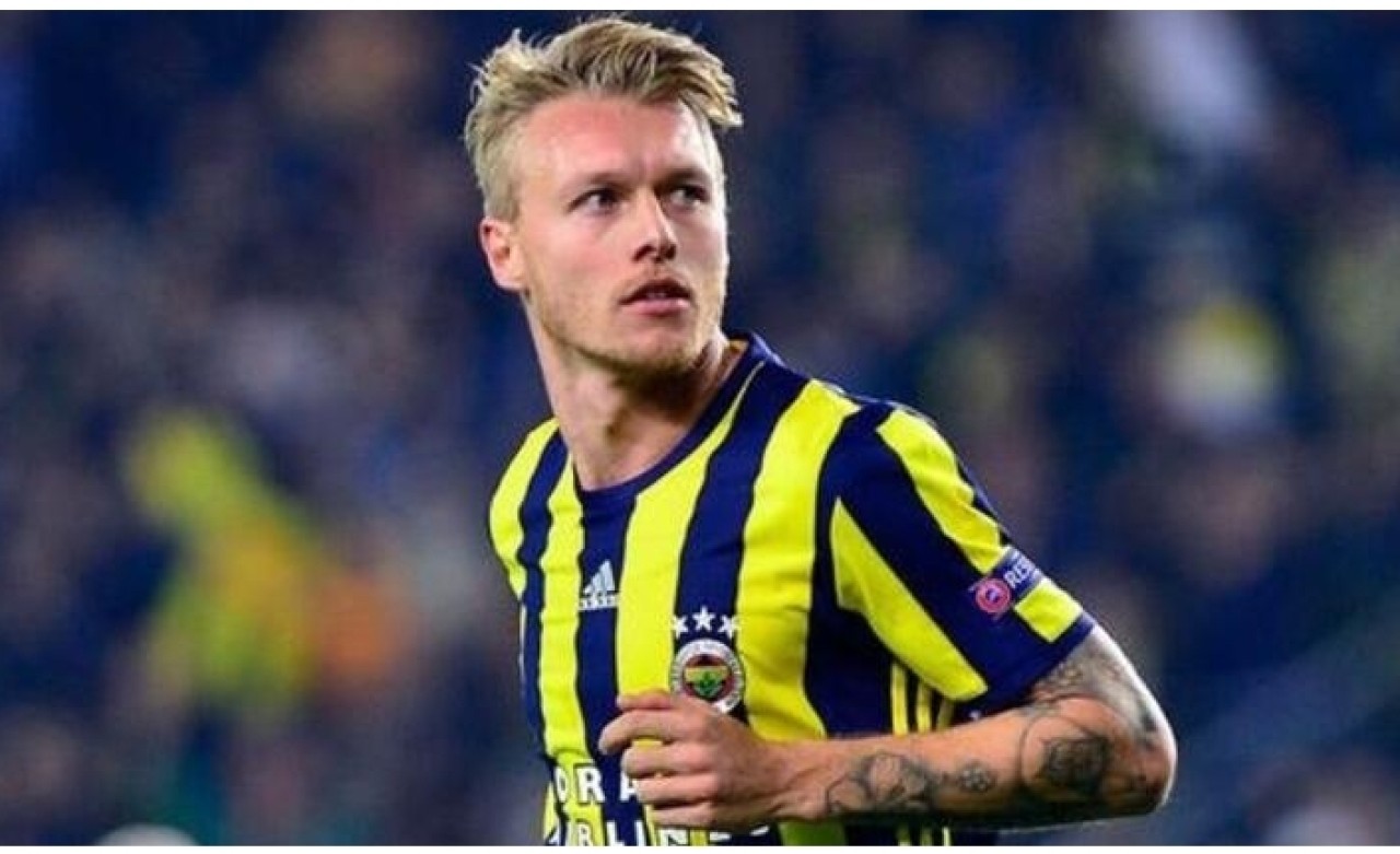 Simon Kjaer teklifi kabul etti