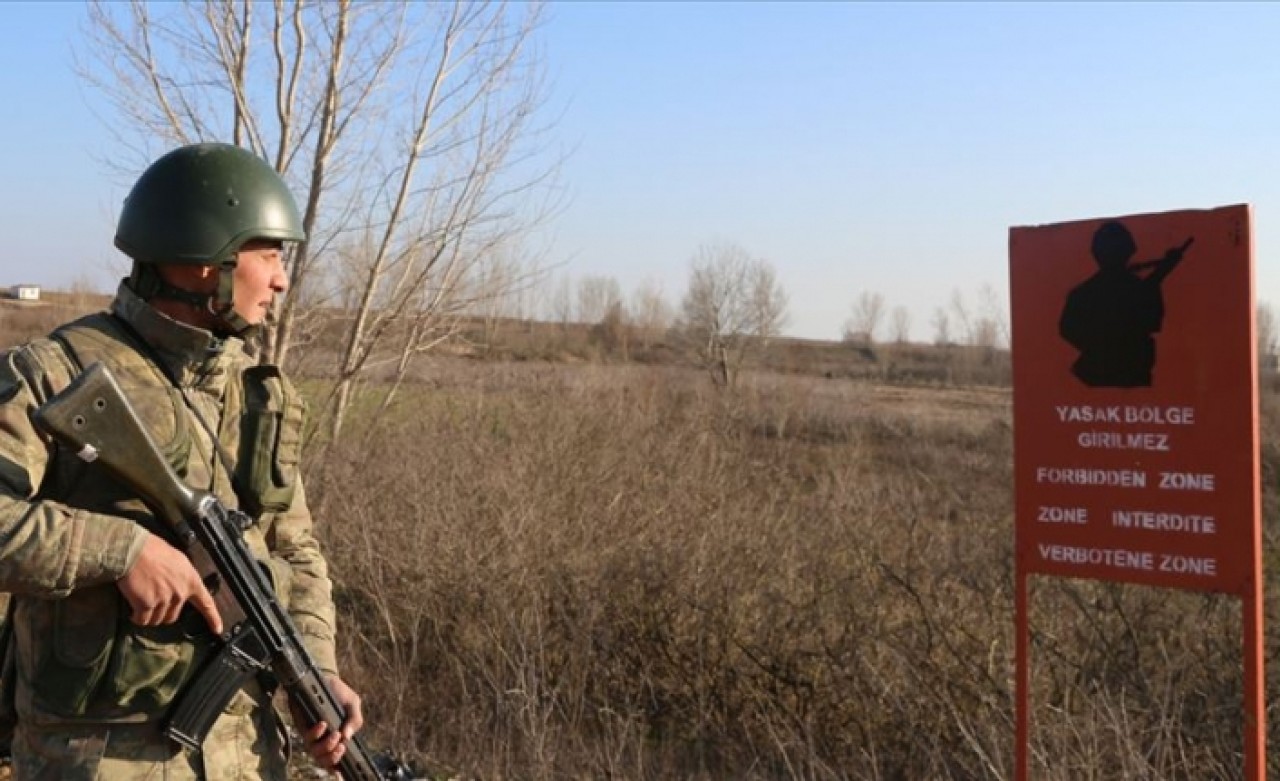 Terör örgütü PKK şüphelileri sınırda yakalandı