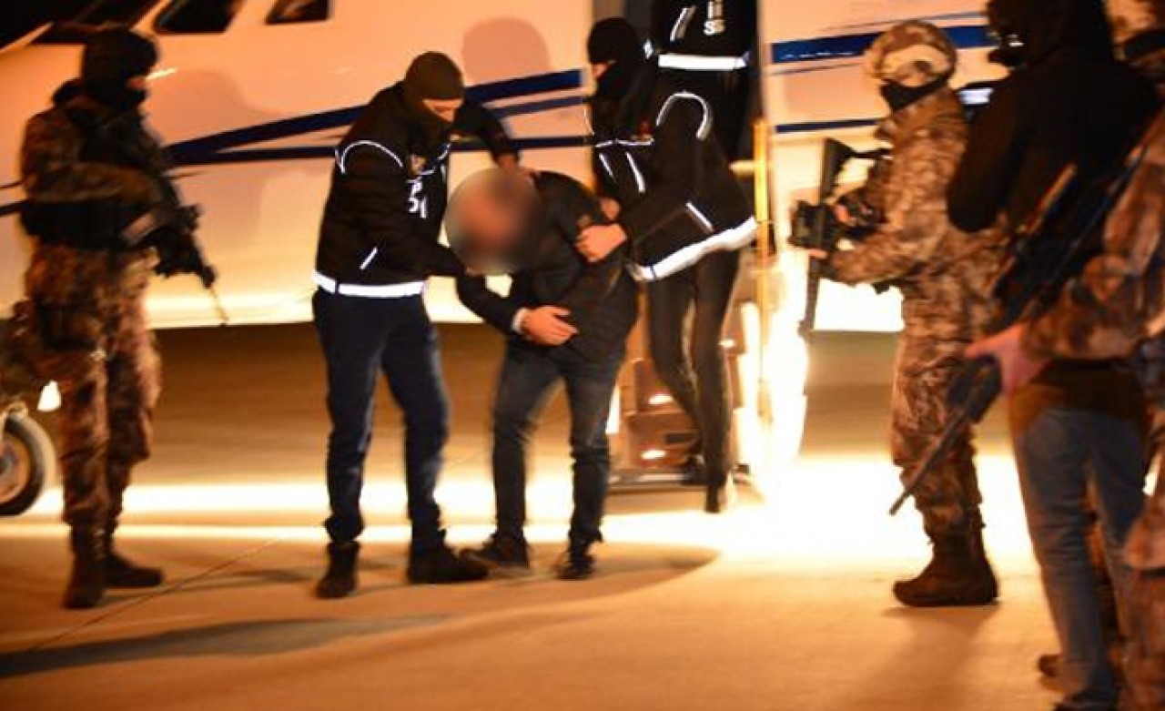 Uyuşturucu baronu,  nezaretten itirafçılara baskı için avukat göndermiş