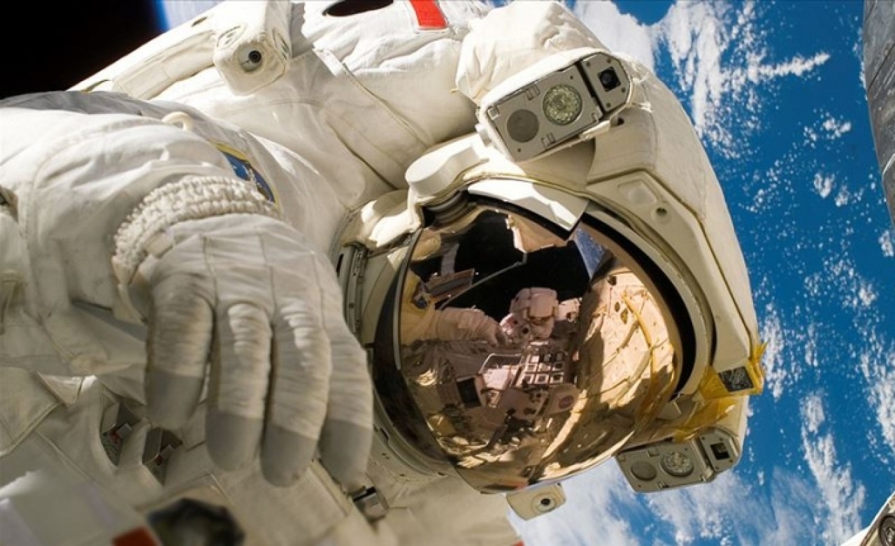 Uzaya çıkması planlanan ilk siyahi Afrikalı motosiklet kazasında öldü