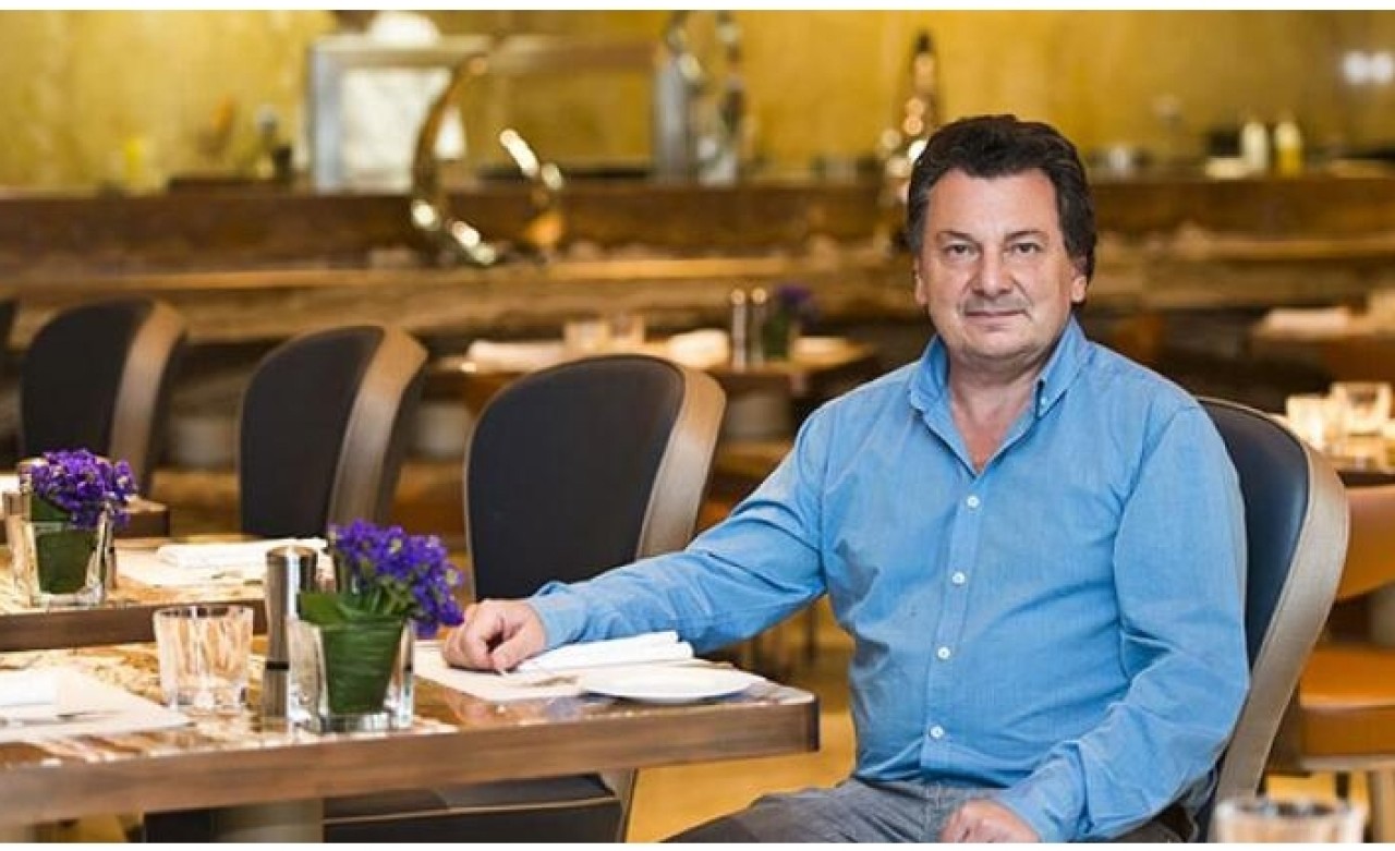 Vedat Milor'a şok! Restoran çalışanları tarafından şiddete uğradı