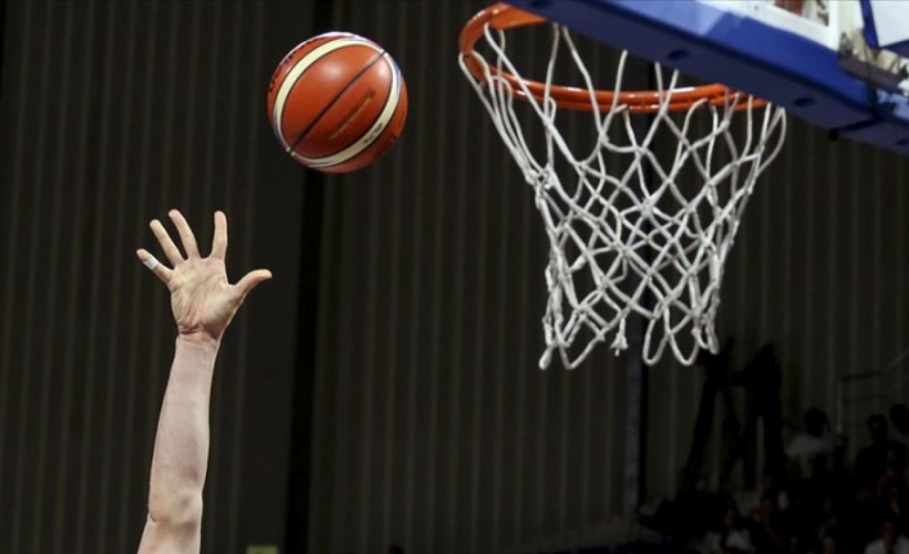 A Milli Basketbol Takımı'nda 2 oyuncu kadrodan çıkarıldı