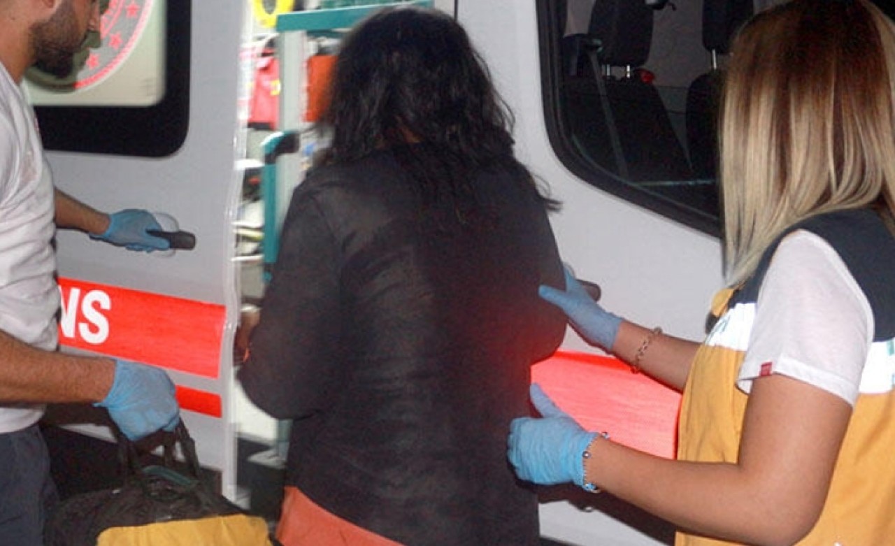 Ağabeyi tarafından öldüresiye dövüldükten sonra bıçaklandı