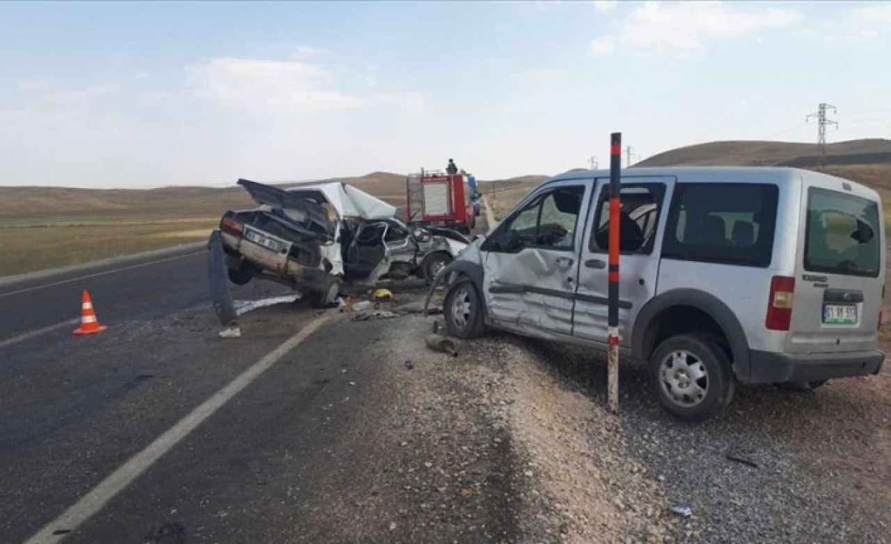 Ağrı'da trafik kazası: 2 ölü,  4 yaralı