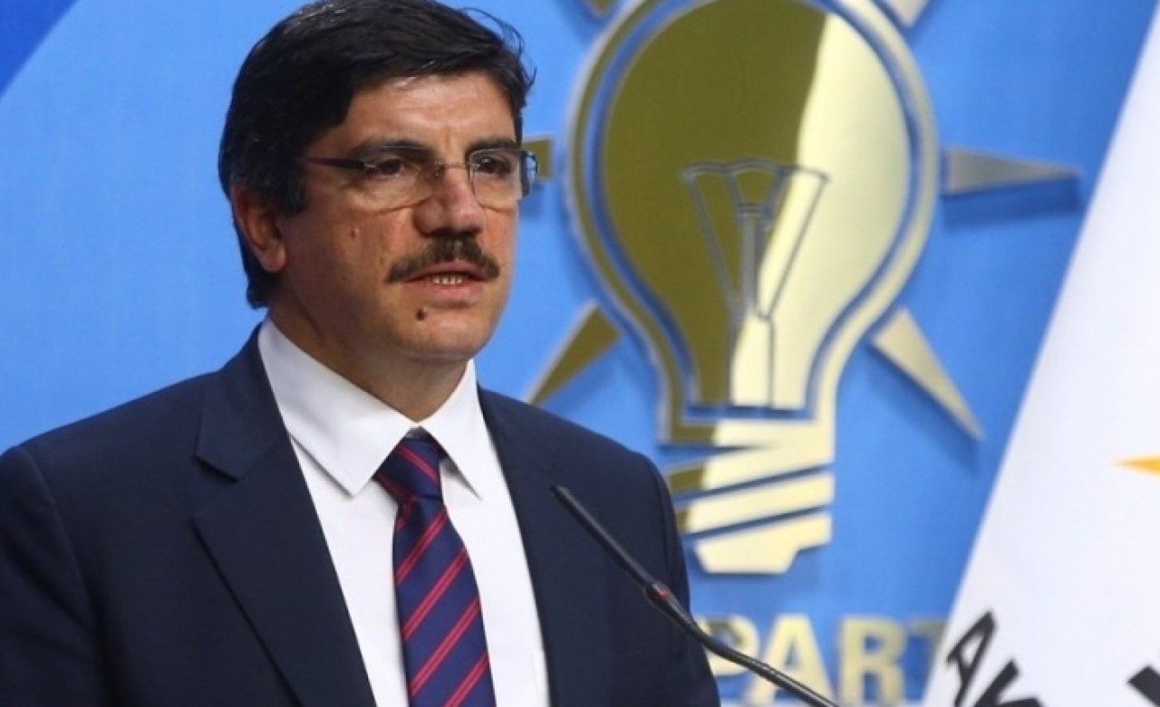 AK Parti Genel Başkan Danışmanı Aktay: Ne oluyor,  çıkan bunca yasa yeterince kadını koruyamıyor mu?