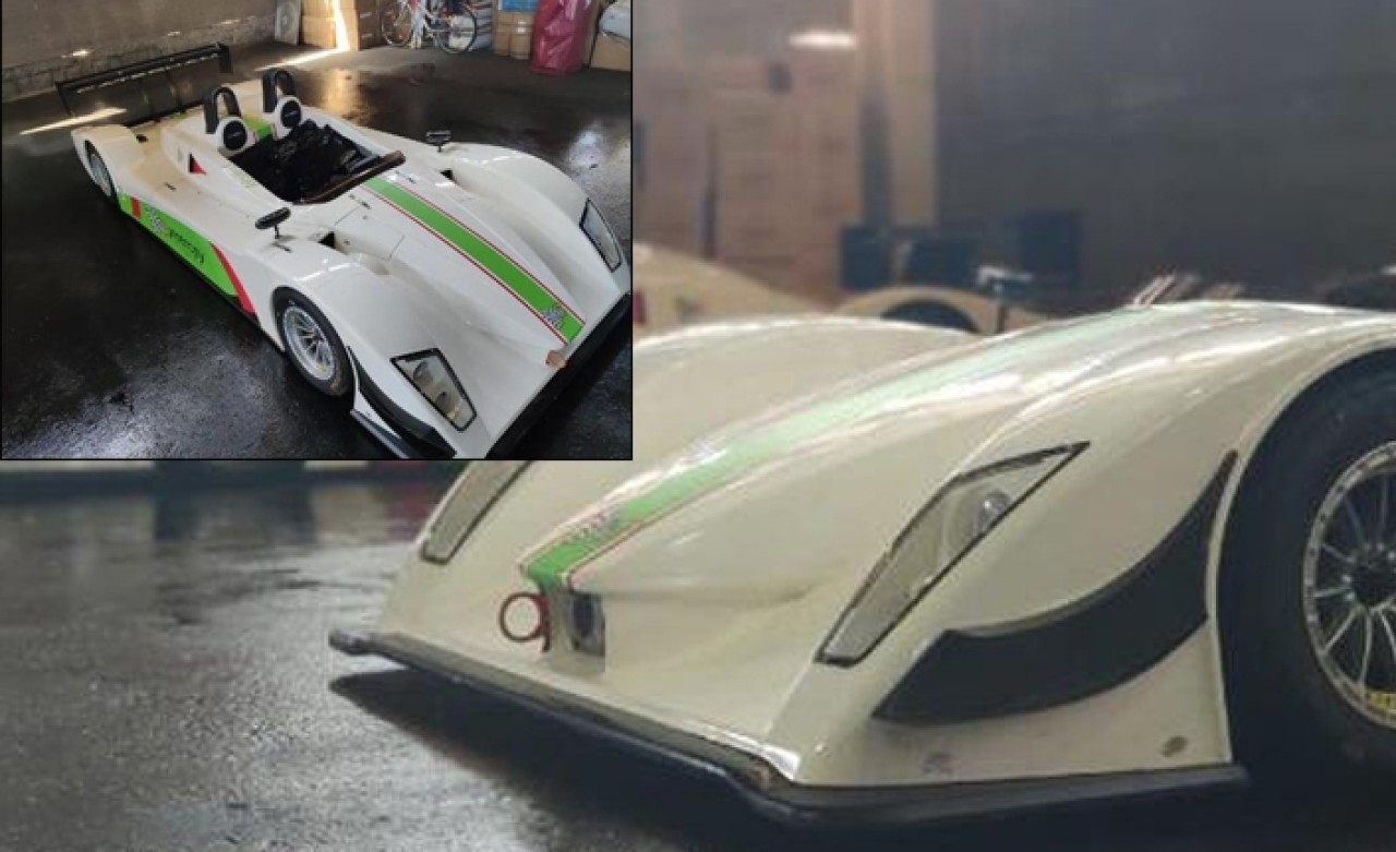 Bakanlık satışa çıkardı! 2 yarış otomobili satılmayı bekliyor