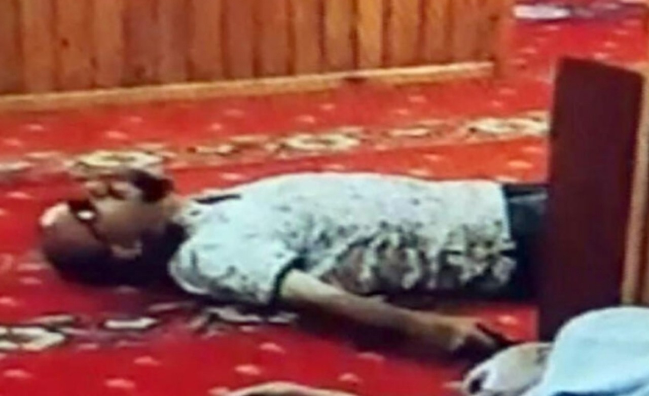 Camide uyudu,  uyanınca büyük şok yaşadı!