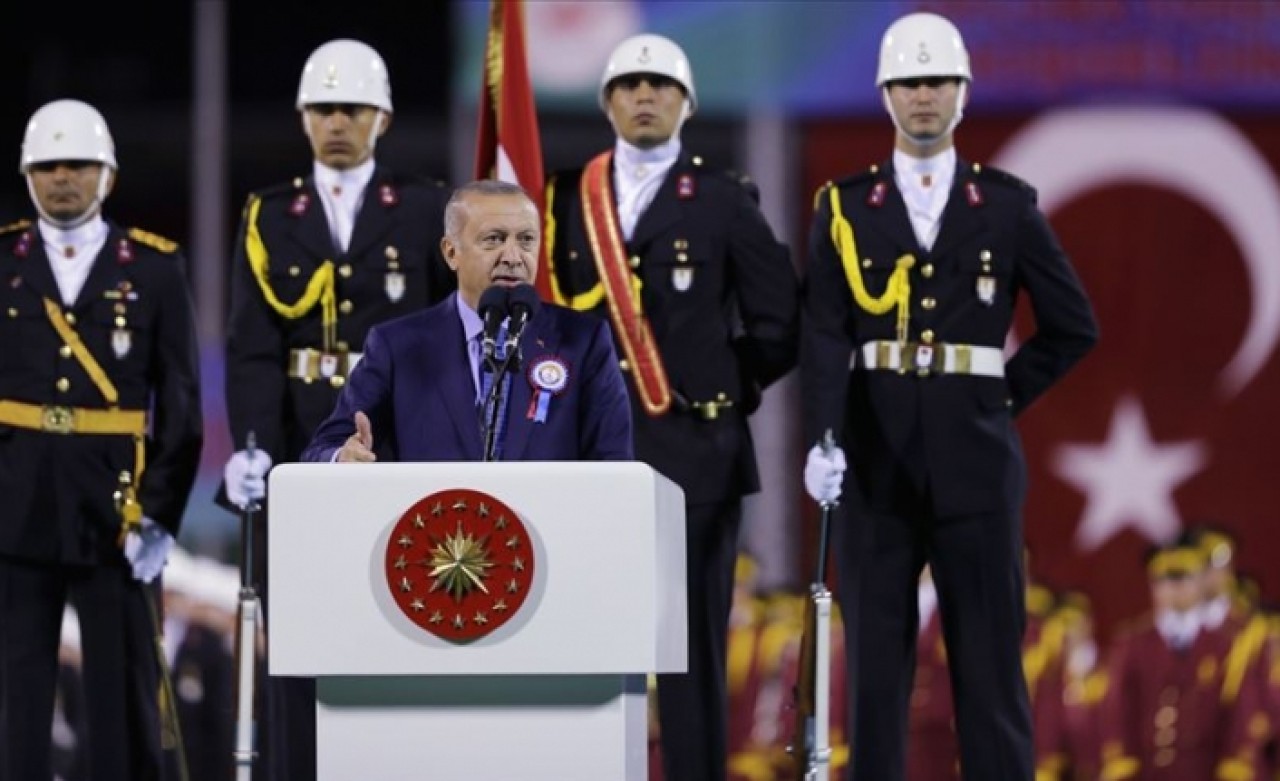 Cumhurbaşkanı Erdoğan'dan flaş mesajlar: "Çok yakında milletimize müjdelerimiz olacak"