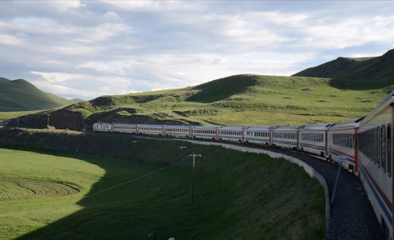 Doğu Ekspresi'nde bayram yoğunluğu
