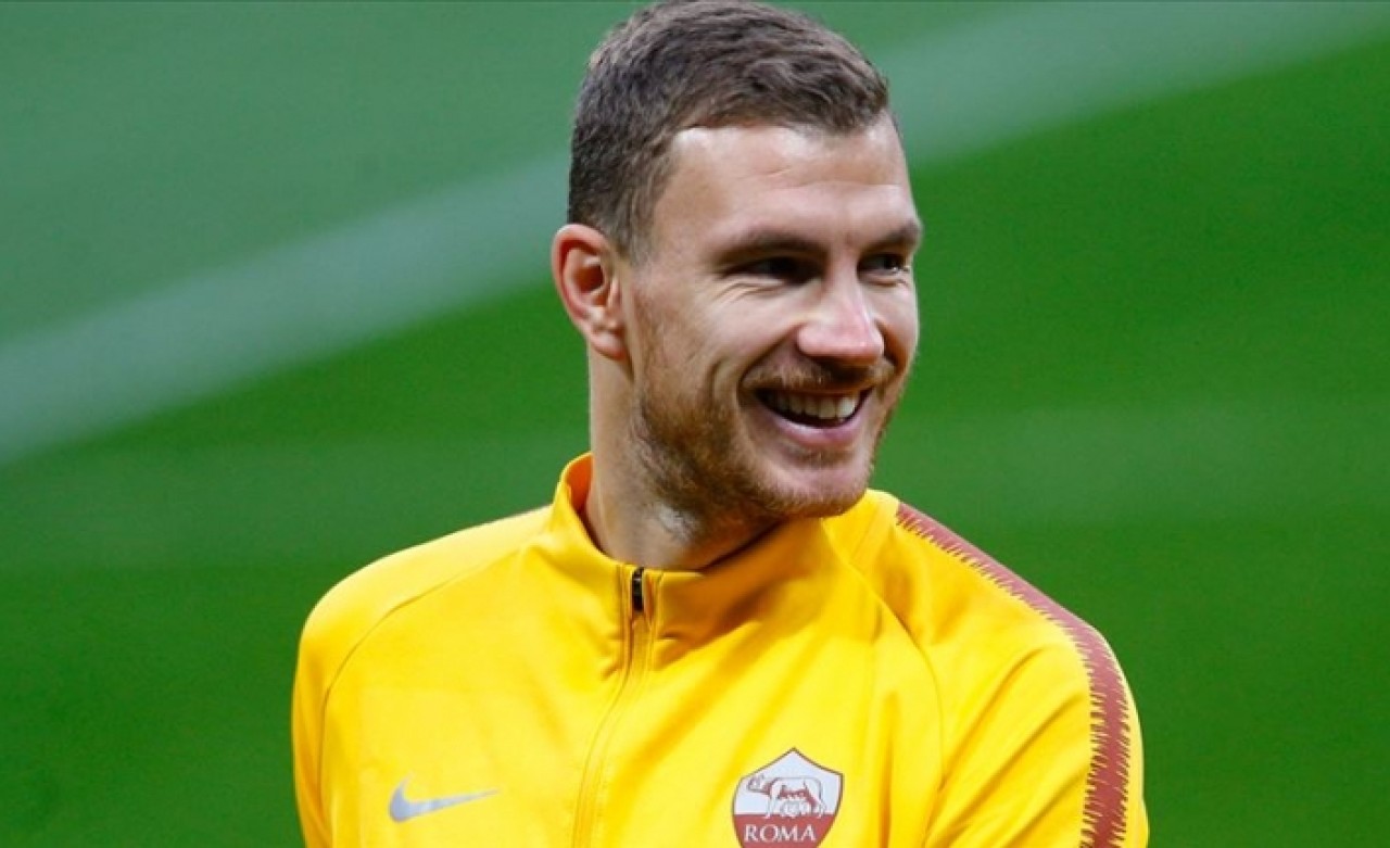 Edin Dzeko Roma'da kaldı