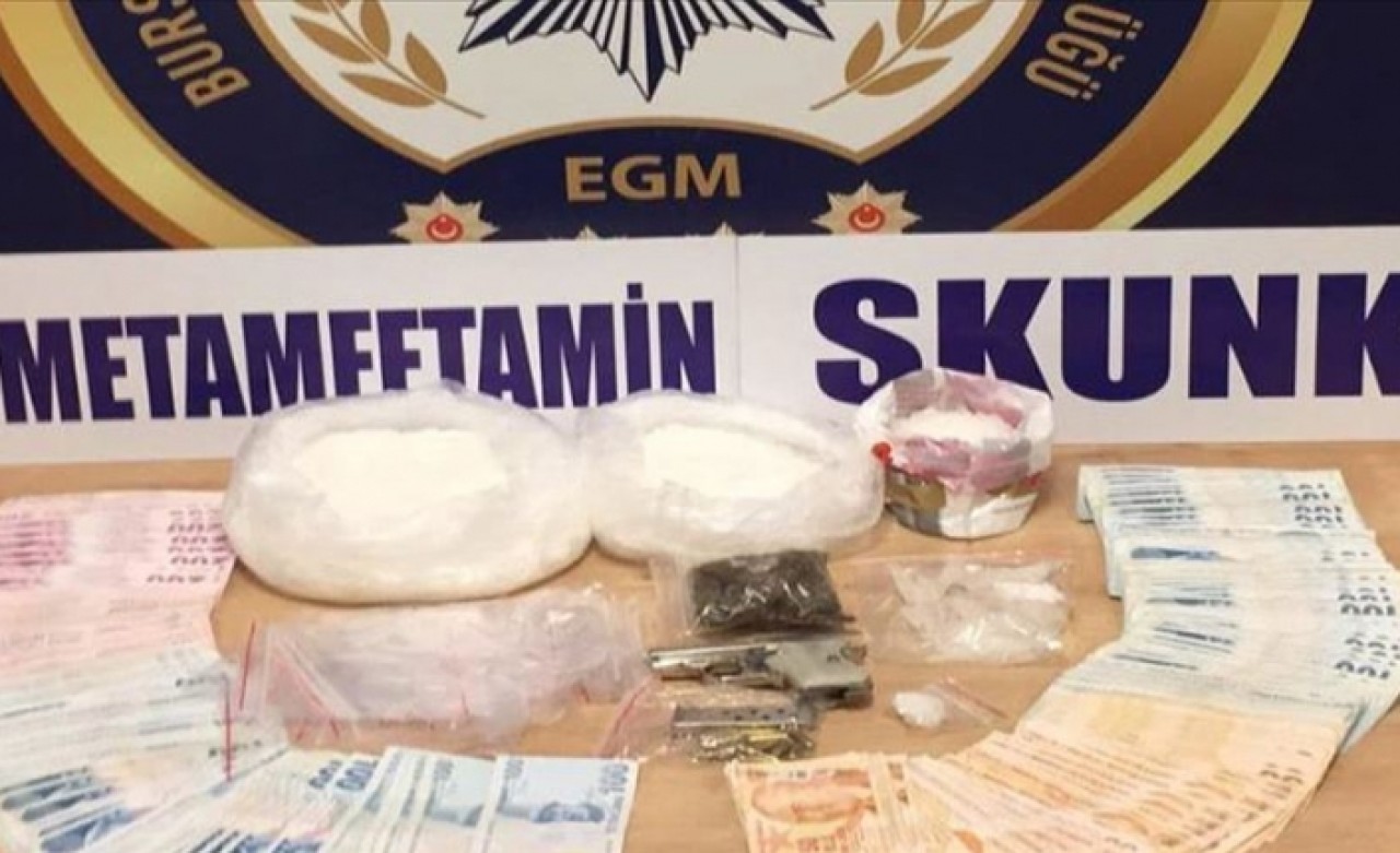 Emniyetten 29 ilde uyuşturucu operasyonu