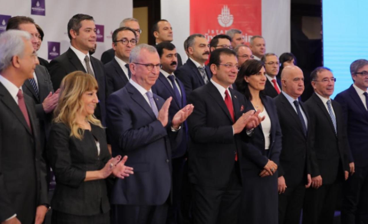 İBB'nin yeni kadrosu Ekrem İmamoğlu tarafından tanıtıldı