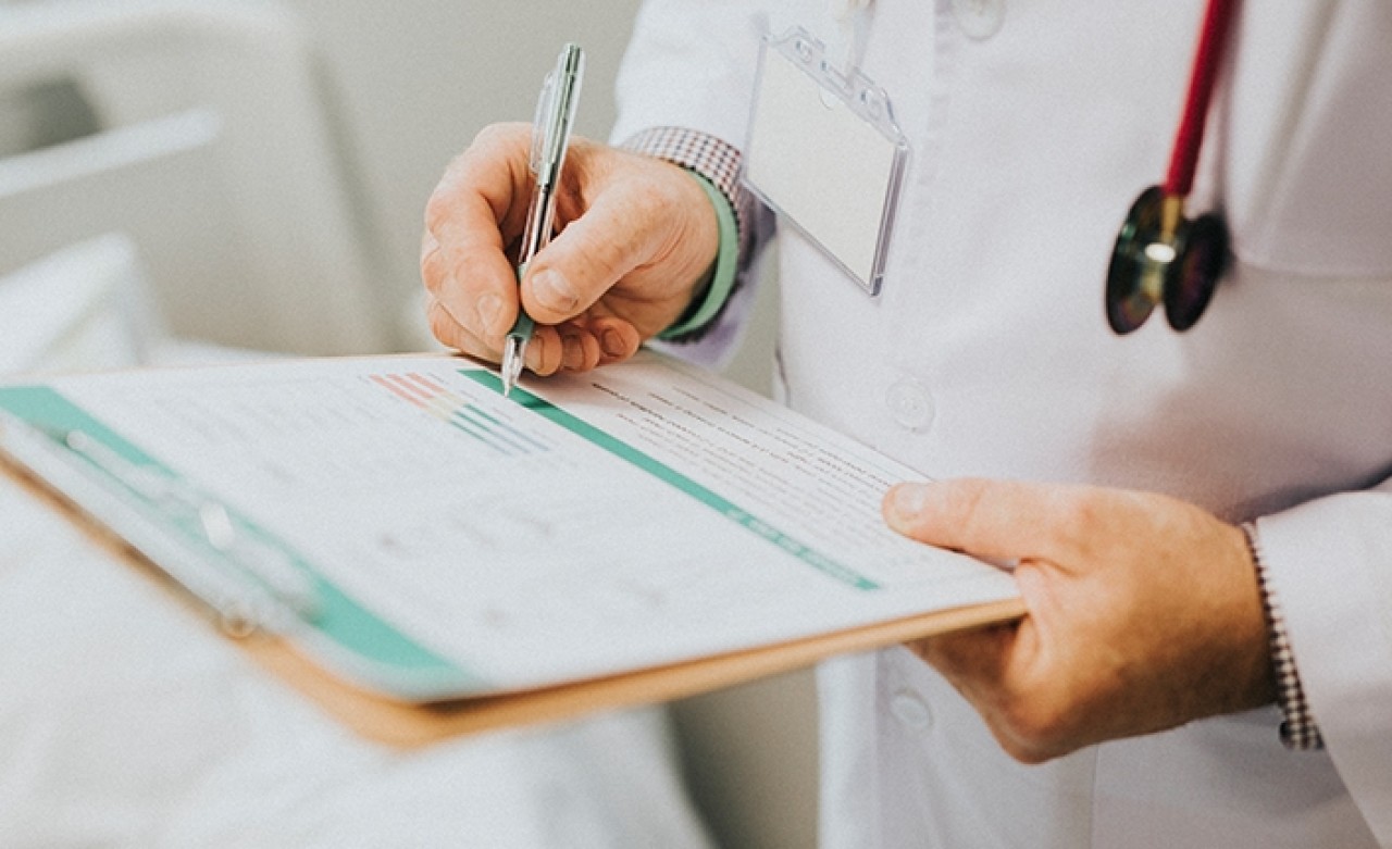 İngiliz gencin esrarengiz hastalığı doktorları köşeye sıkıştırdı