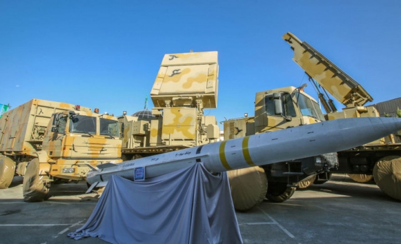 İran,  'Baver 373' isimli yeni yerli hava savunma sistemini tanıttı