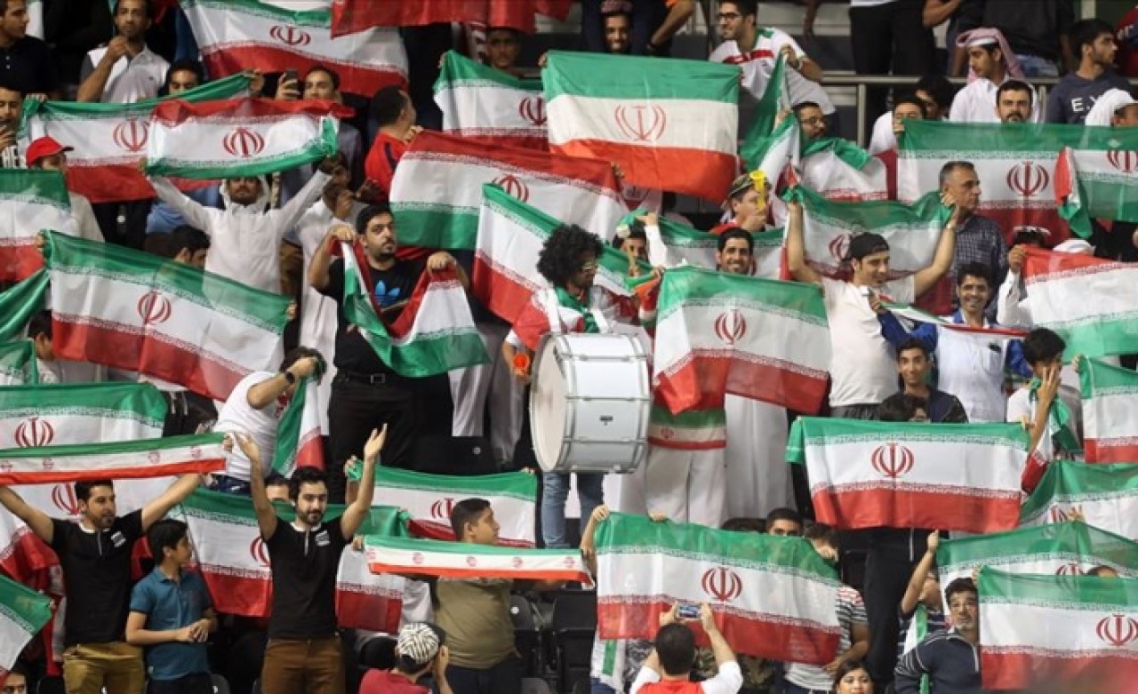İran,  FIFA'nın kadınlara stadyum yasağını kaldırma çağrılarını reddetti