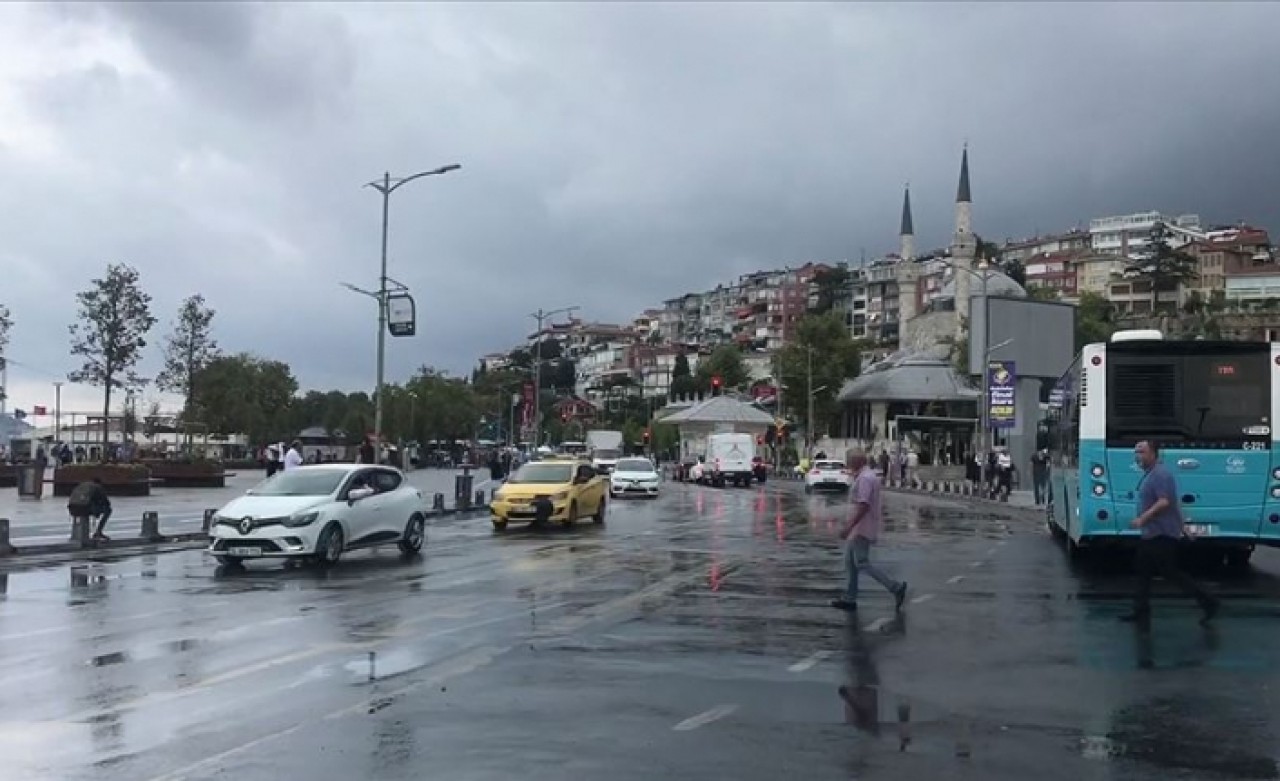 İstanbul'da yağış yer yer etkili oluyor