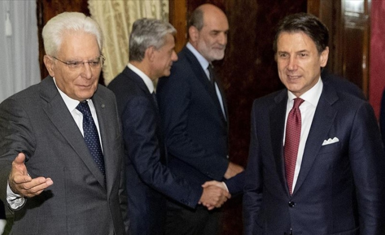 İtalya'da Başbakan Conte Cumhurbaşkanı'na istifasını sundu