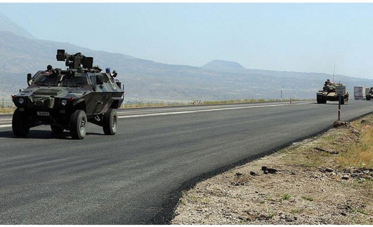 Kahramanmaraş'ta askeri araç devrildi: 2 yaralı