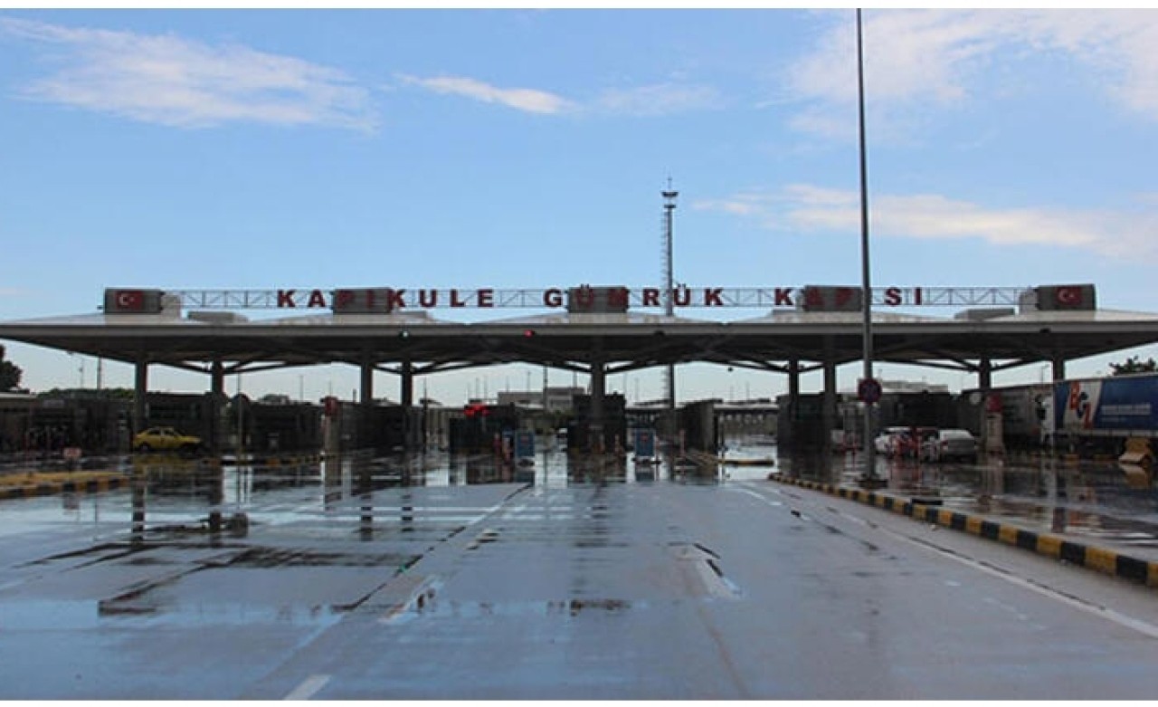 Kapıkule'de hurma taşıyan TIR'ın içinden yarım ton eroin çıktı