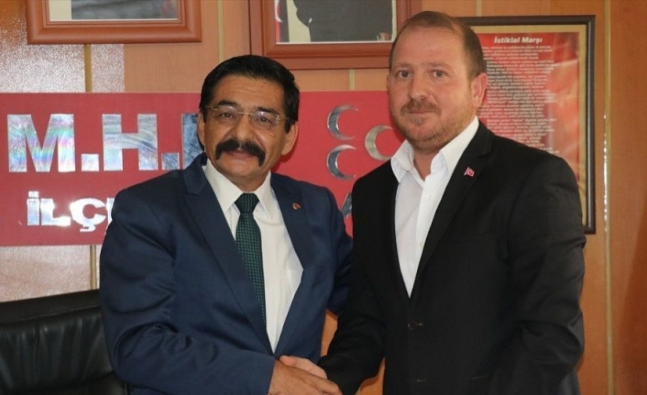 O ilde İYİ Parti'den istifa eden 20 kişi MHP'ye geçti