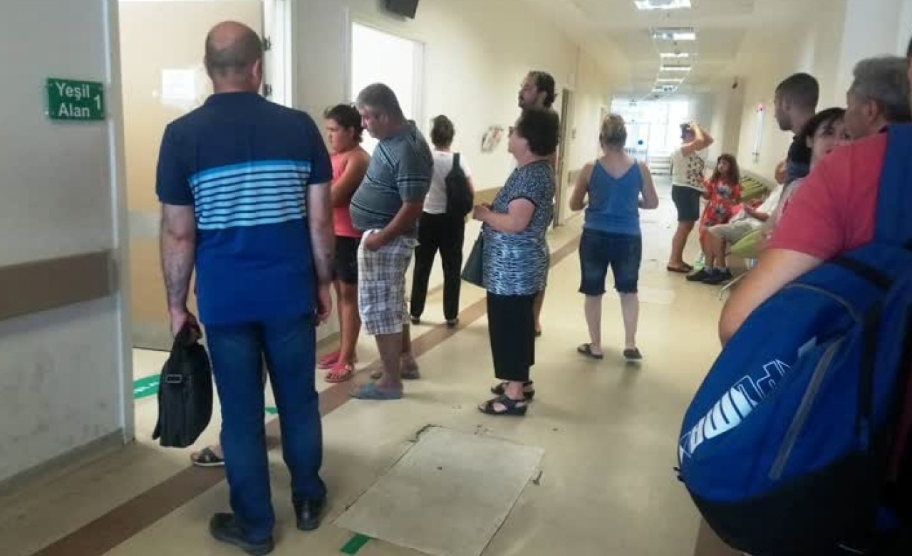 Otelde gıda zehirlenmesi iddiası: 22 kişi tedavi altına alındı