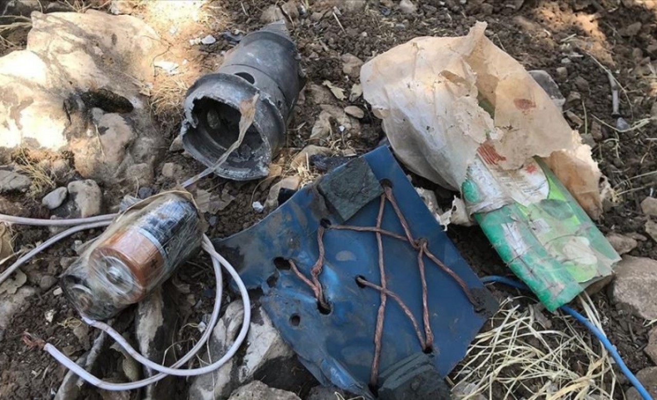 Pençe Harekatı'nda ele geçirilen EYP ve mayınlar imha edildi