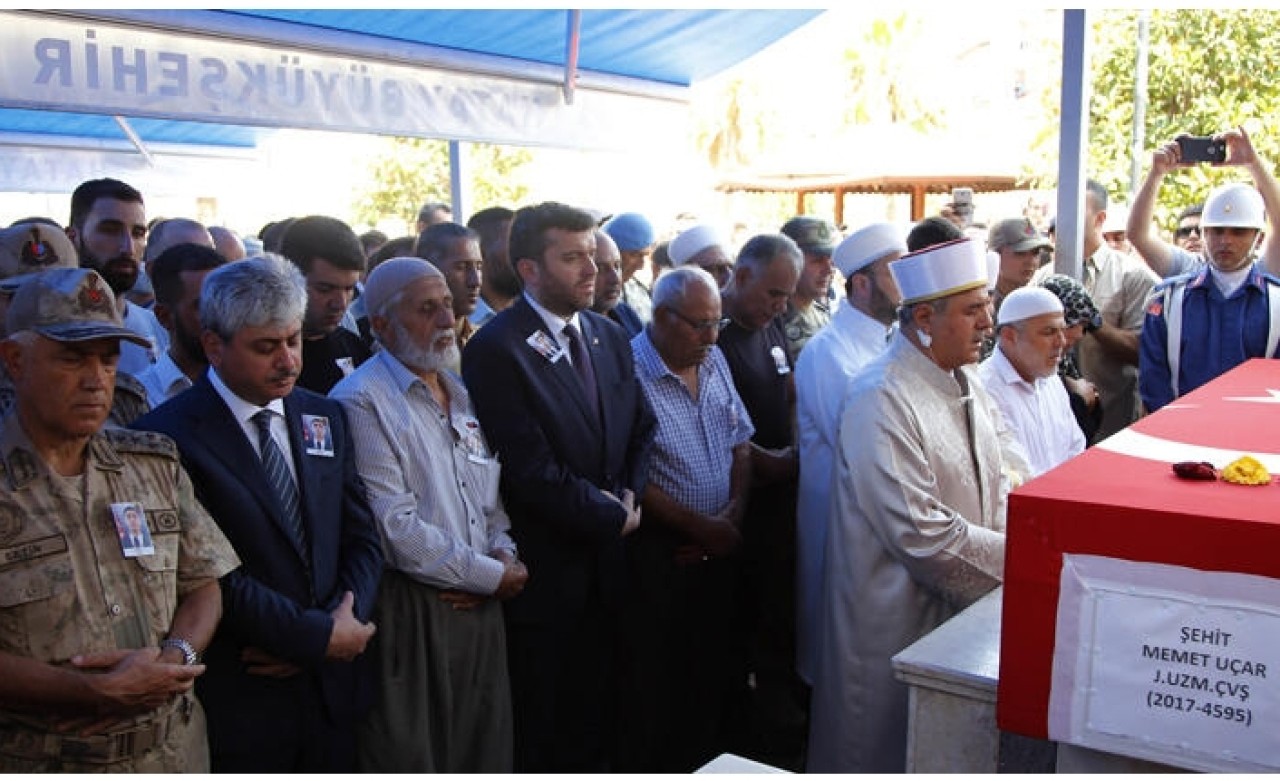 Şehit Uzman Çavuş Mehmet Uçar son yolculuğuna uğurlandı