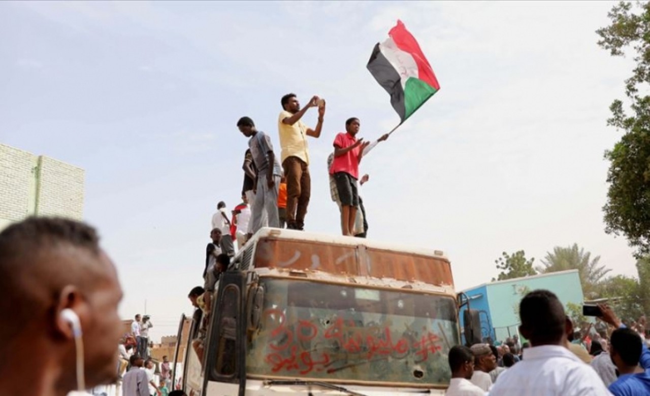 Sudan'da anayasa bildirisi ön anlaşması imzalandı