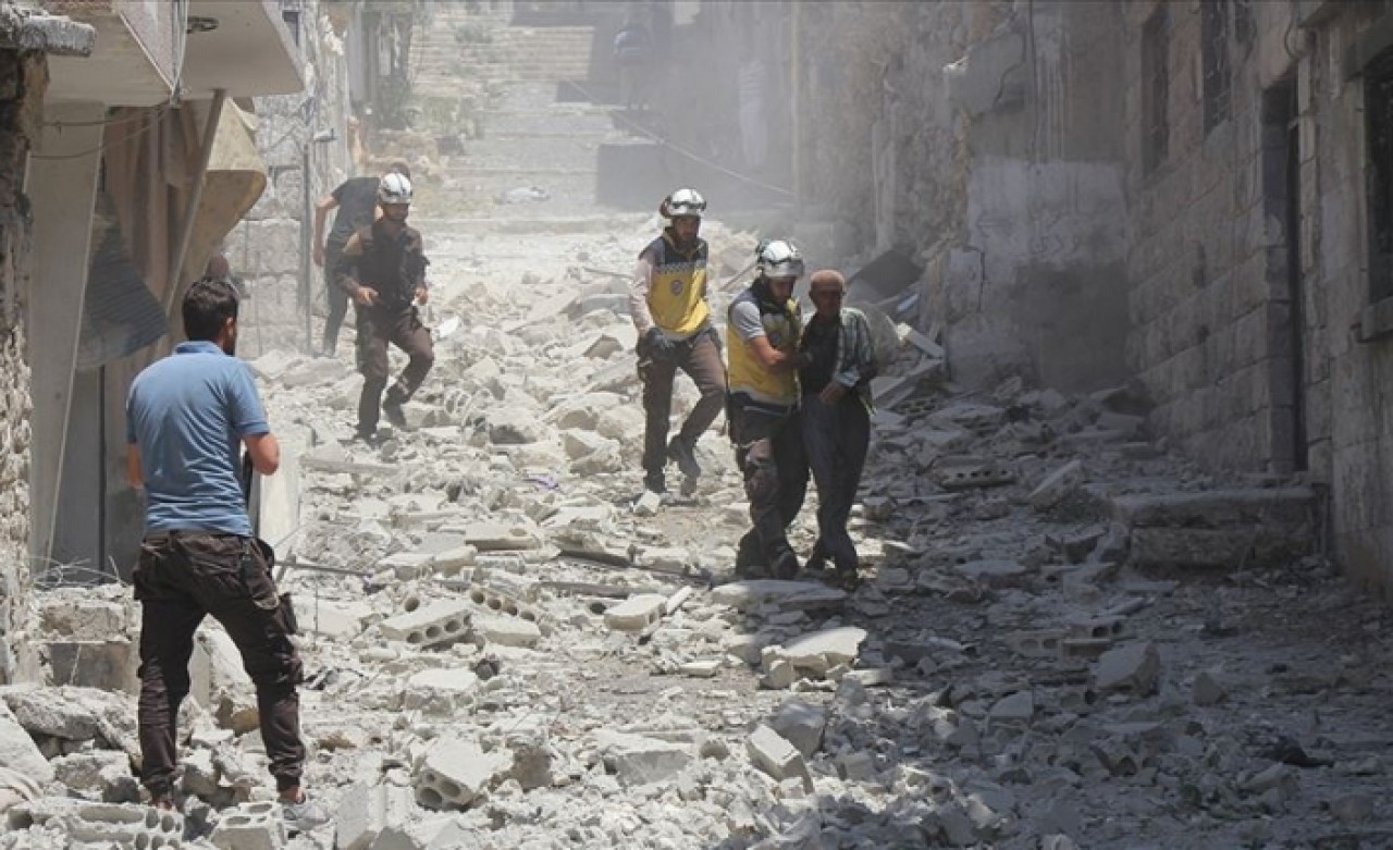 Esed rejimi sivilleri vurmaya devam ediyor