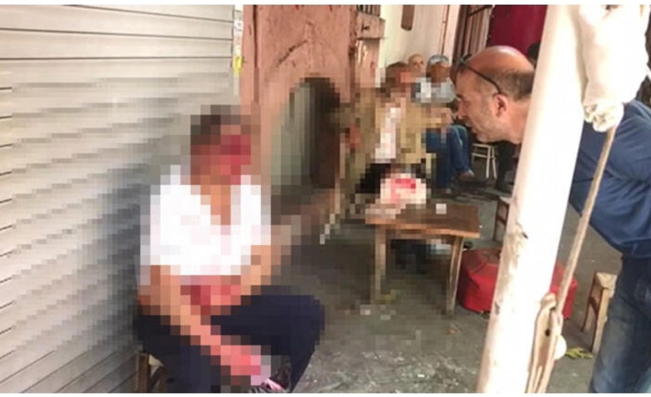 Taciz iddiası ortalığı karıştırdı... Dövüp bıçakladılar