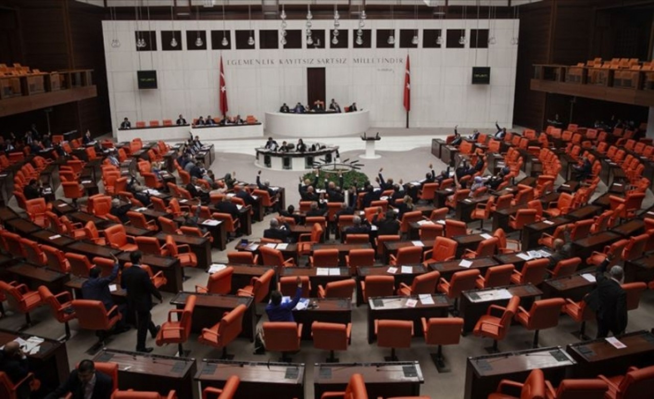 TBMM'den FETÖ elebaşı Gülen'in iadesi için ABD'ye çağrı