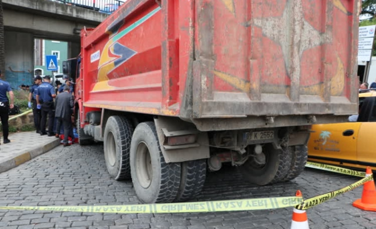 Trabzon'da kamyonetin çarptığı kadın öldü