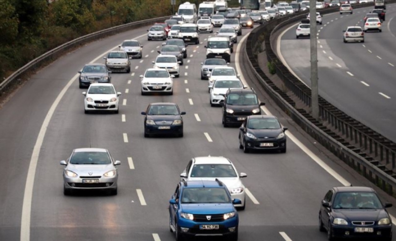 Trafiğe yılın ilk yarısında 313 bin 213 aracın kaydı yapıldı