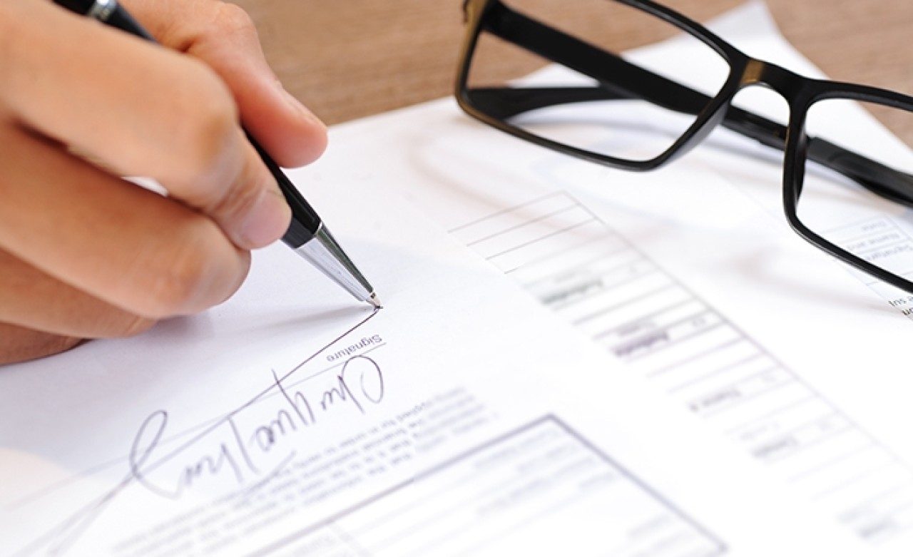 Üniversiteyi kazanan öğrencilere önemli uyarı! Sakın imzalamayın...