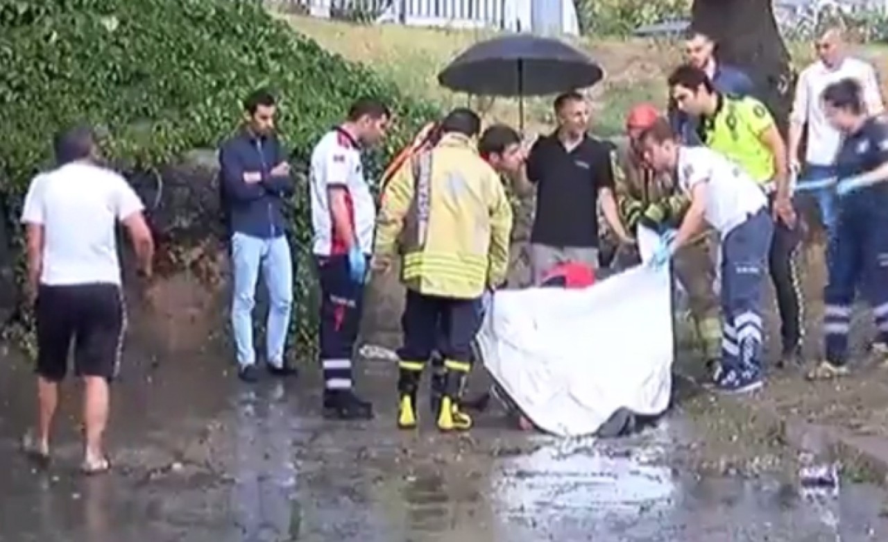 Unkapanı altgeçidinde bir kişinin cansız bedeni bulundu