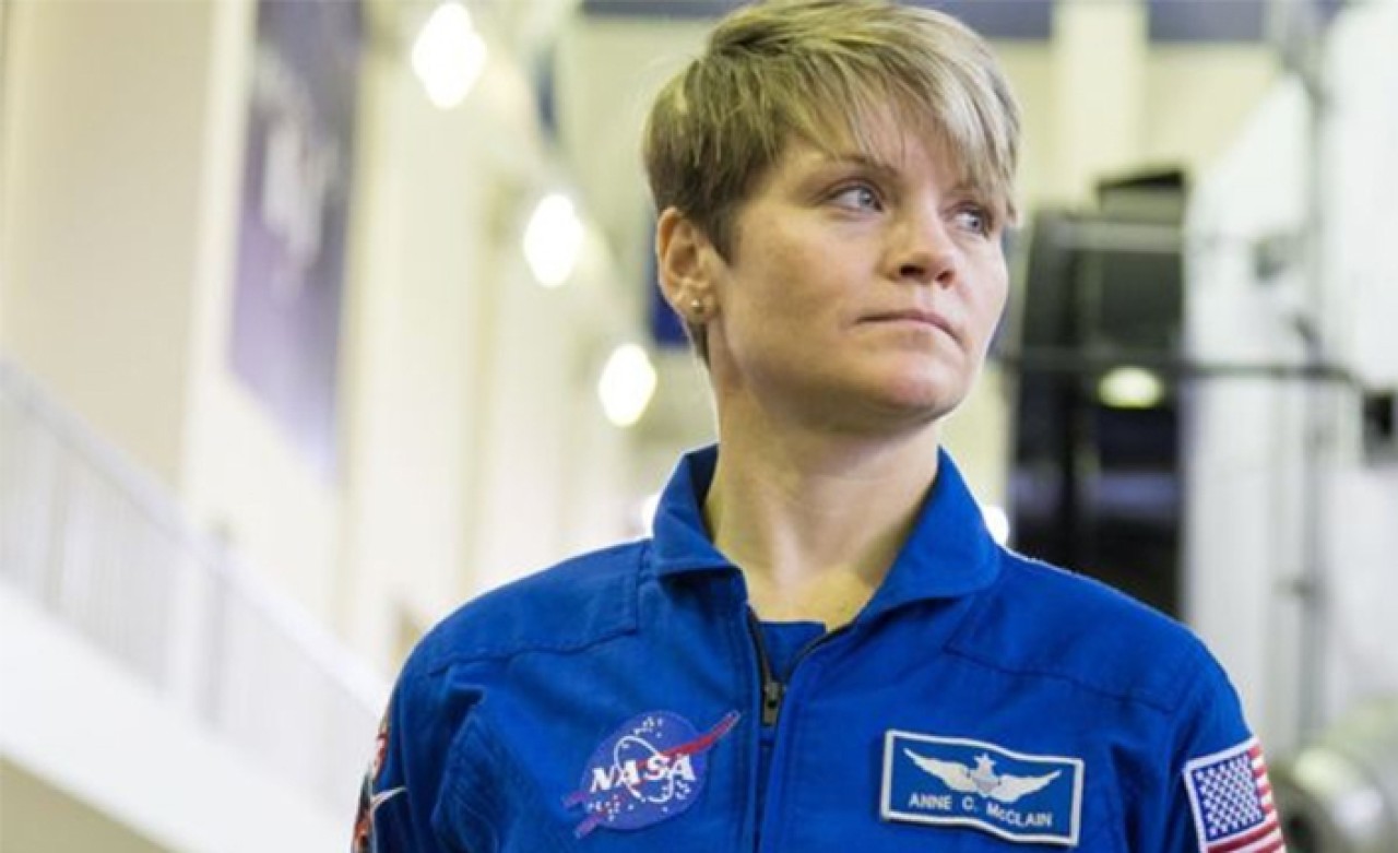 Uzayda işlenen ilk suç iddiası: 'Uzay İstasyonu'ndan eşinin banka hesaplarına girdi'