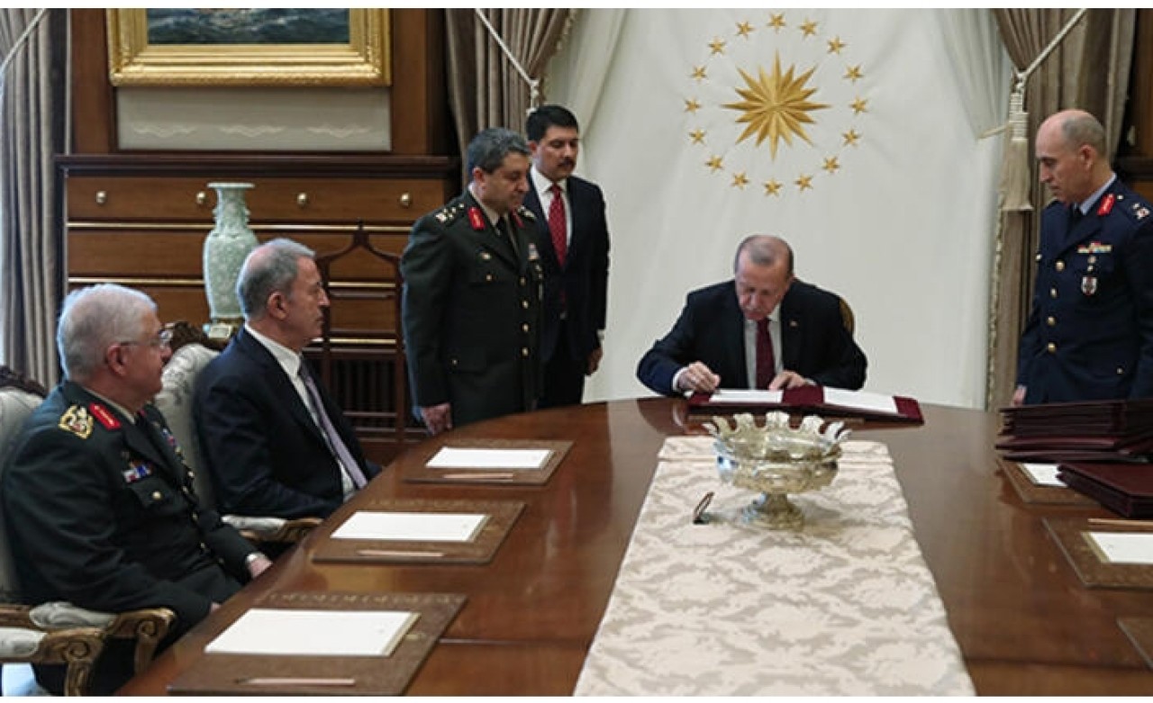 YAŞ kararları açıklandı! 14 general ve amiral üst rütbeye yükseltildi