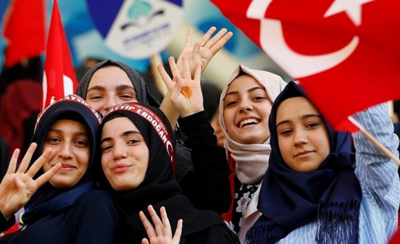 Yeni eğitim öğretim döneminde Anadolu imam hatip liselerinde Çince de öğretilecek