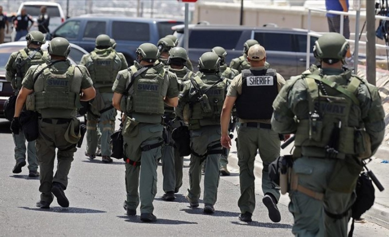 ABD'de silahlı saldırı! Araçtan rastgele ateş açtılar: 5 ölü,  21 yaralı