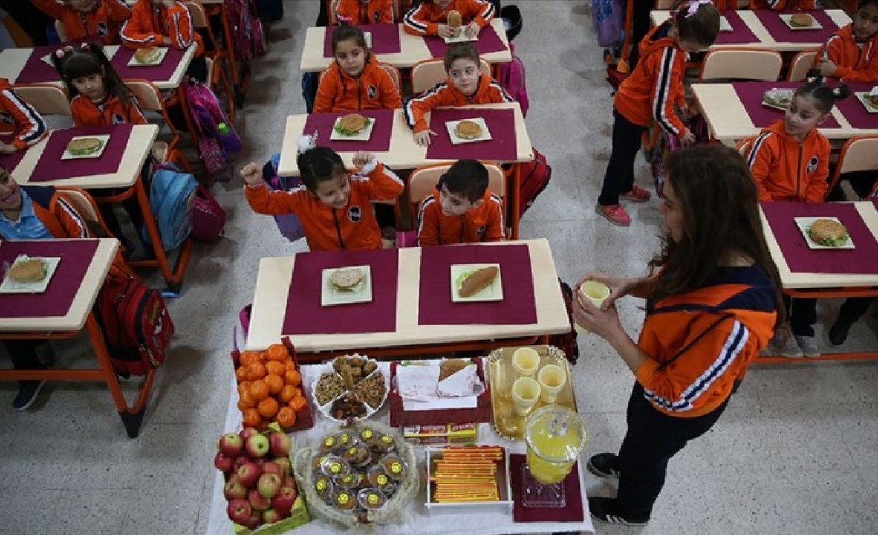 Bakan Koca'dan okul döneminde öğrencilere 'kahvaltı' önerisi