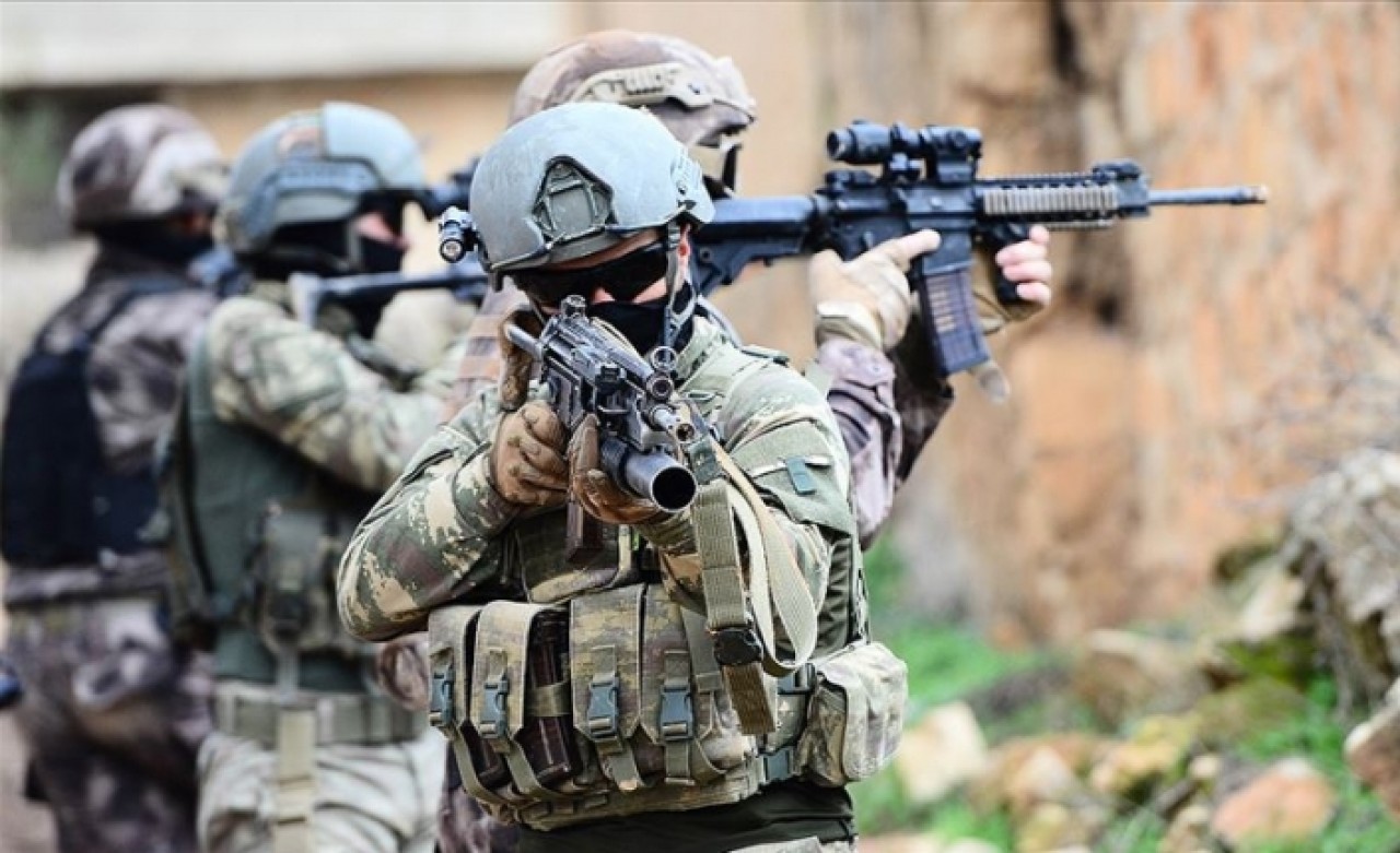 Bitlis'te düzenlenen operasyonda 5 terörist etkisiz hale getirildi