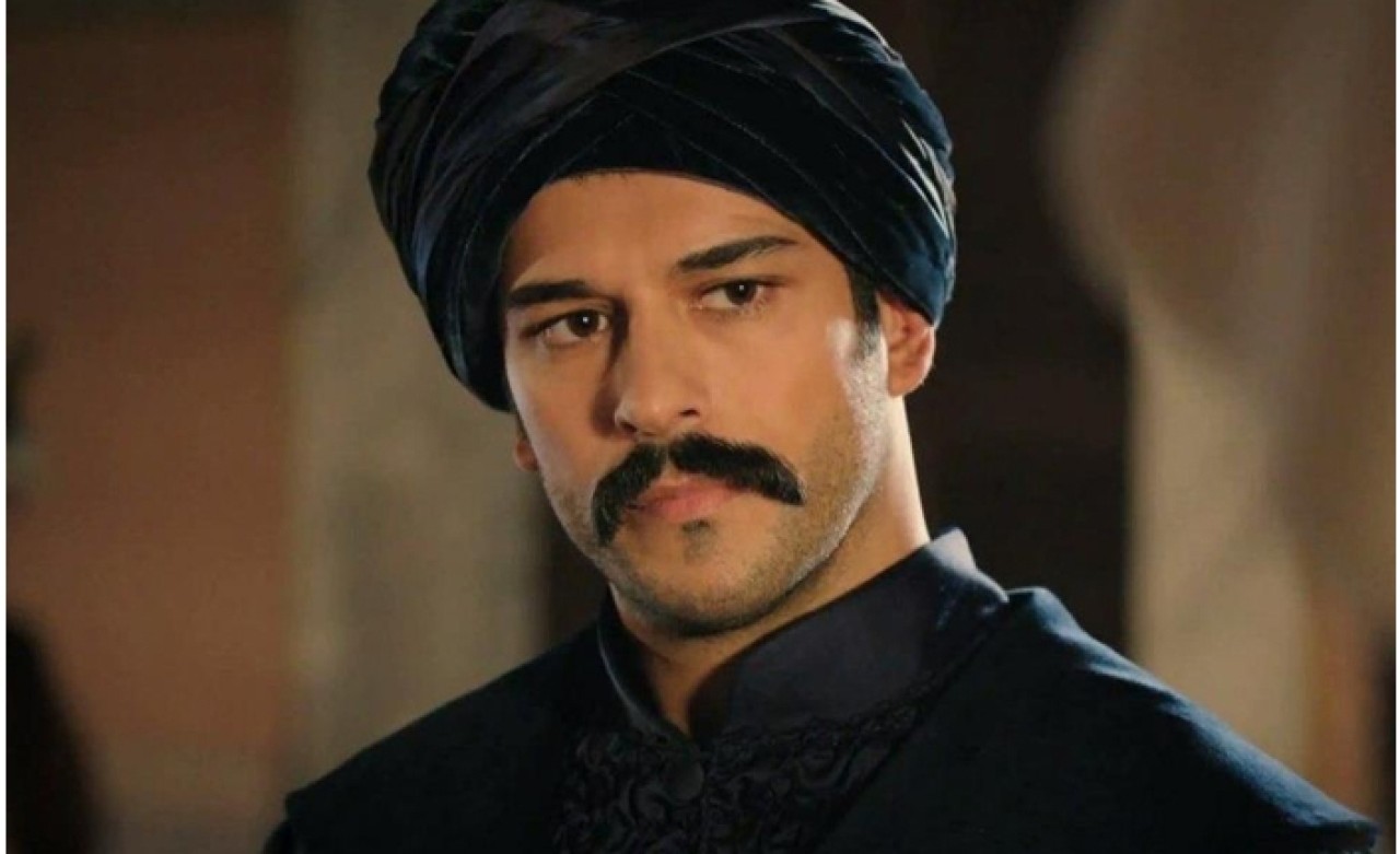 Burak Özçivit'in Bölüm Başına Alacağı Ücret Dudak Uçuklattı!