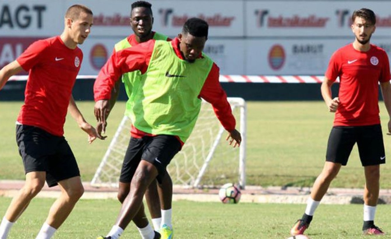 Futbol'da Bir Dönem Daha Bitti!