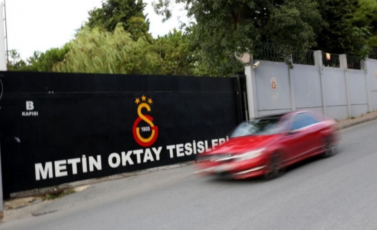 Galatasaray'a Emlak Konut'tan Büyük Şok!