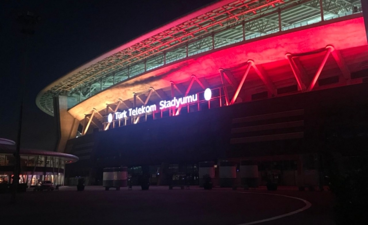 Galatasaray'dan Türk Telekom Arena Stadyumu için başvuru