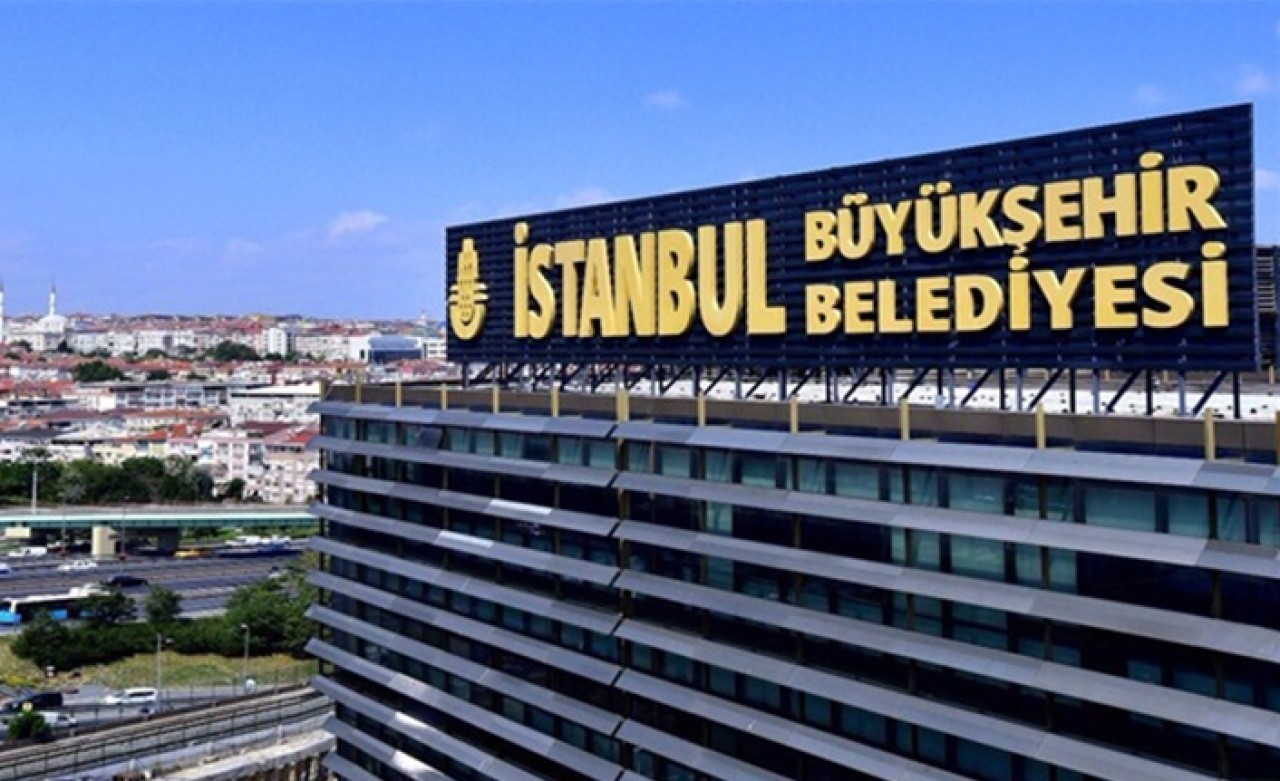 İETT'de üst düzey yöneticiden flaş istifa